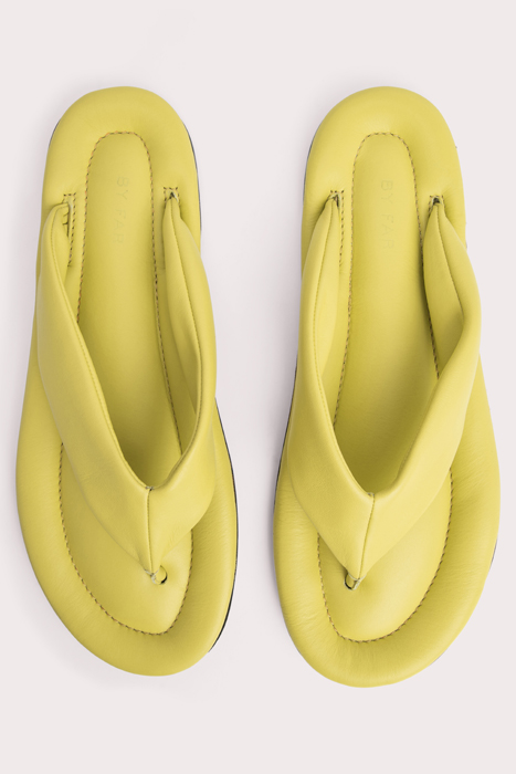 DASHA APPLE NAPPA LEATHER APPLE 4