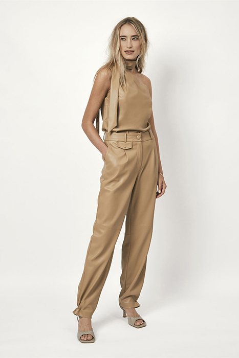 VIENNA FAUX LEATHER TOP AMBER WAVE 9