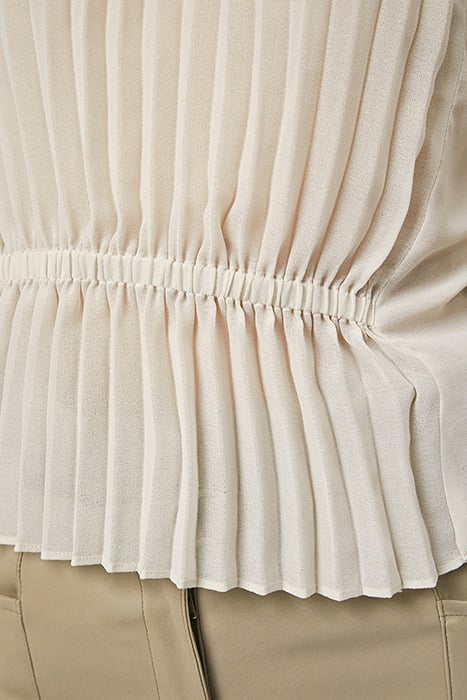 PENELOPE GATHERED DETAIL TOP WHISPER CHALK 6