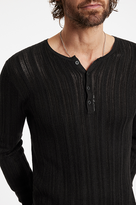 SALETE REGULAR FIT HENLEY BLACK 3