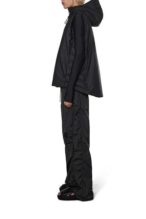 LOOP VEST BLACK UNISEX 8