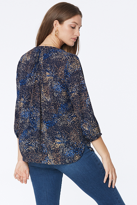 PINTUCK BLOUSE GOLETA GROVE 2