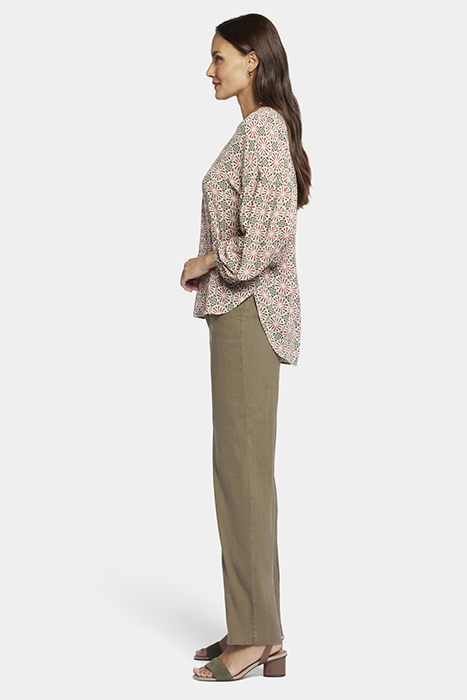 PAULINA PEASANT GEORGIOS GEO 4