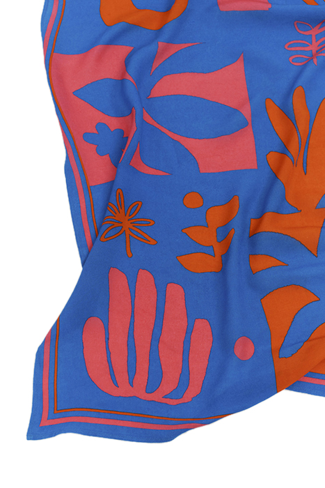 AYNI - BLUE SQUARE SCARF SERIGRAPHS PLACED 2