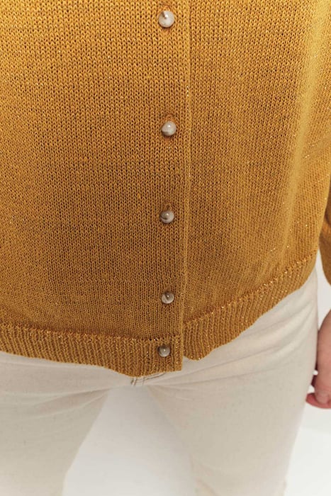 TASTE - HONEY LUREX KNITTED CARDIGAN WITH BOAT NECK 5