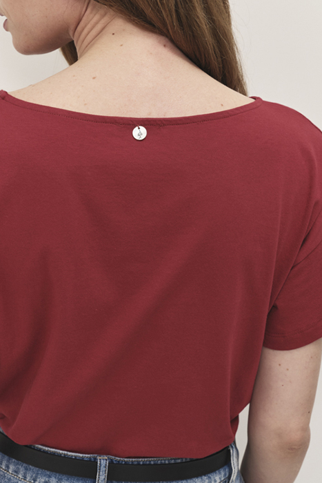 MAKI - RED VISUAL T-SHIRT DANCER ABSTRACT BACKGROUND 4