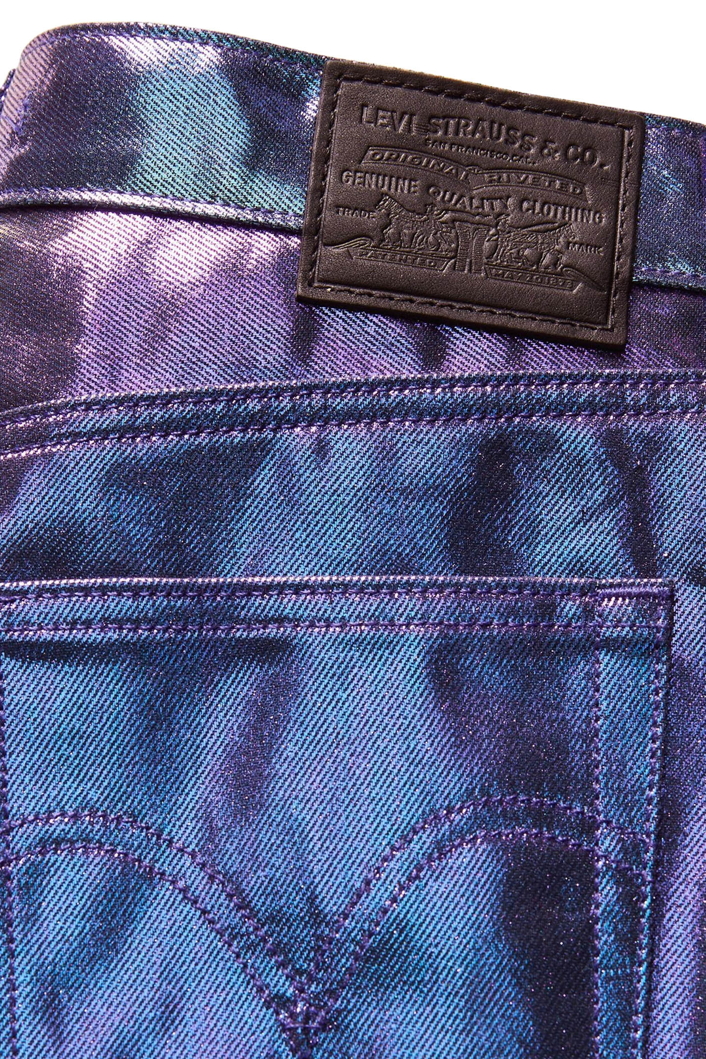 PEARLESCENT ICON SKIRT 9