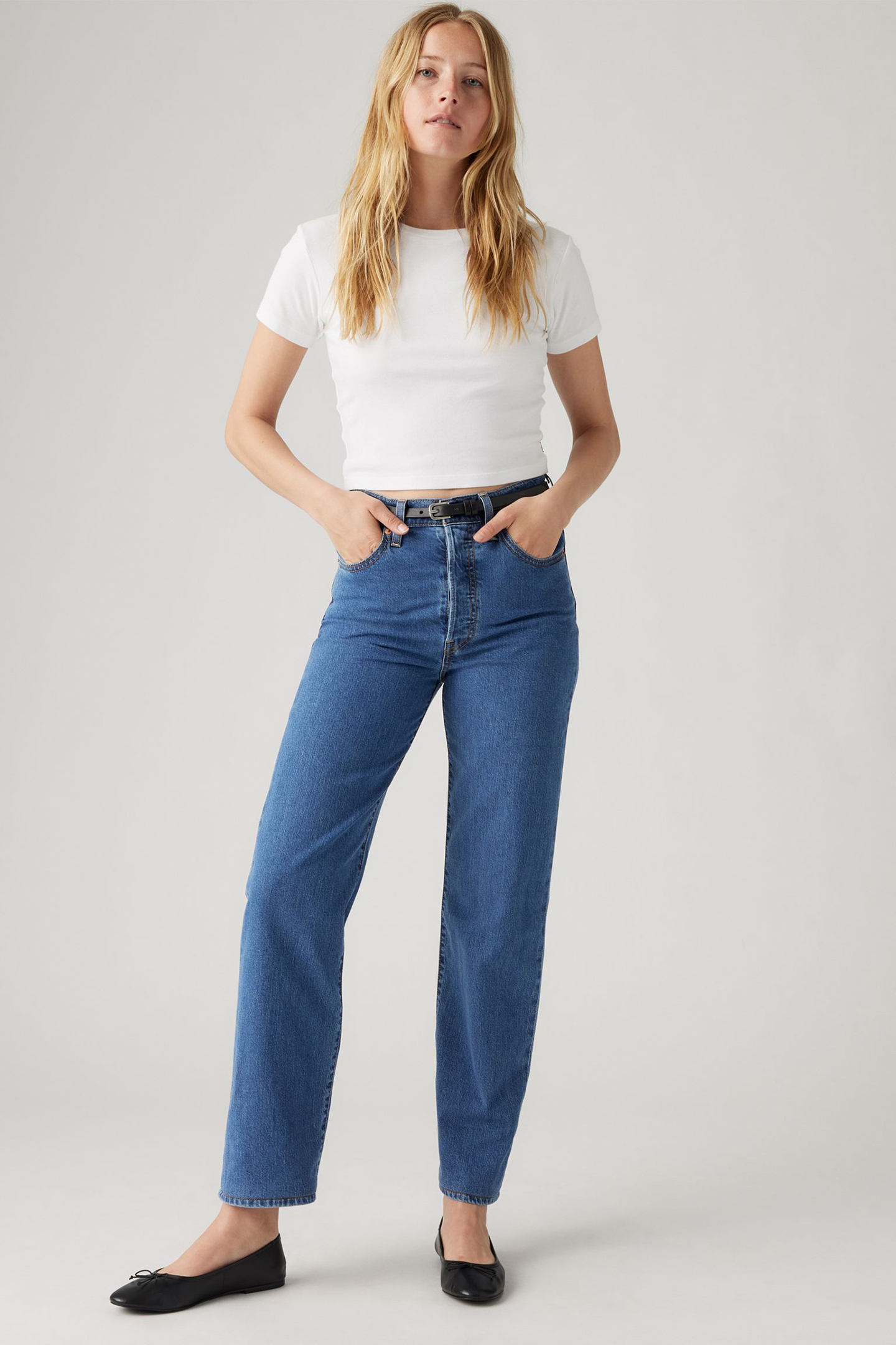 RIBCAGE STRAIGHT ANKLE PERFORMANCE JEANS 2