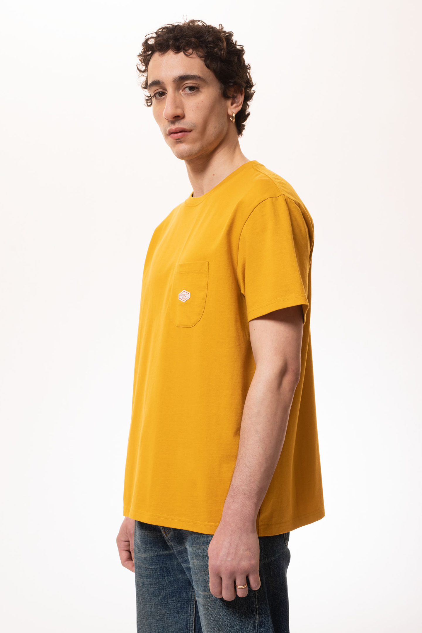 LEFFE POCKET TEE SAFFRON 4