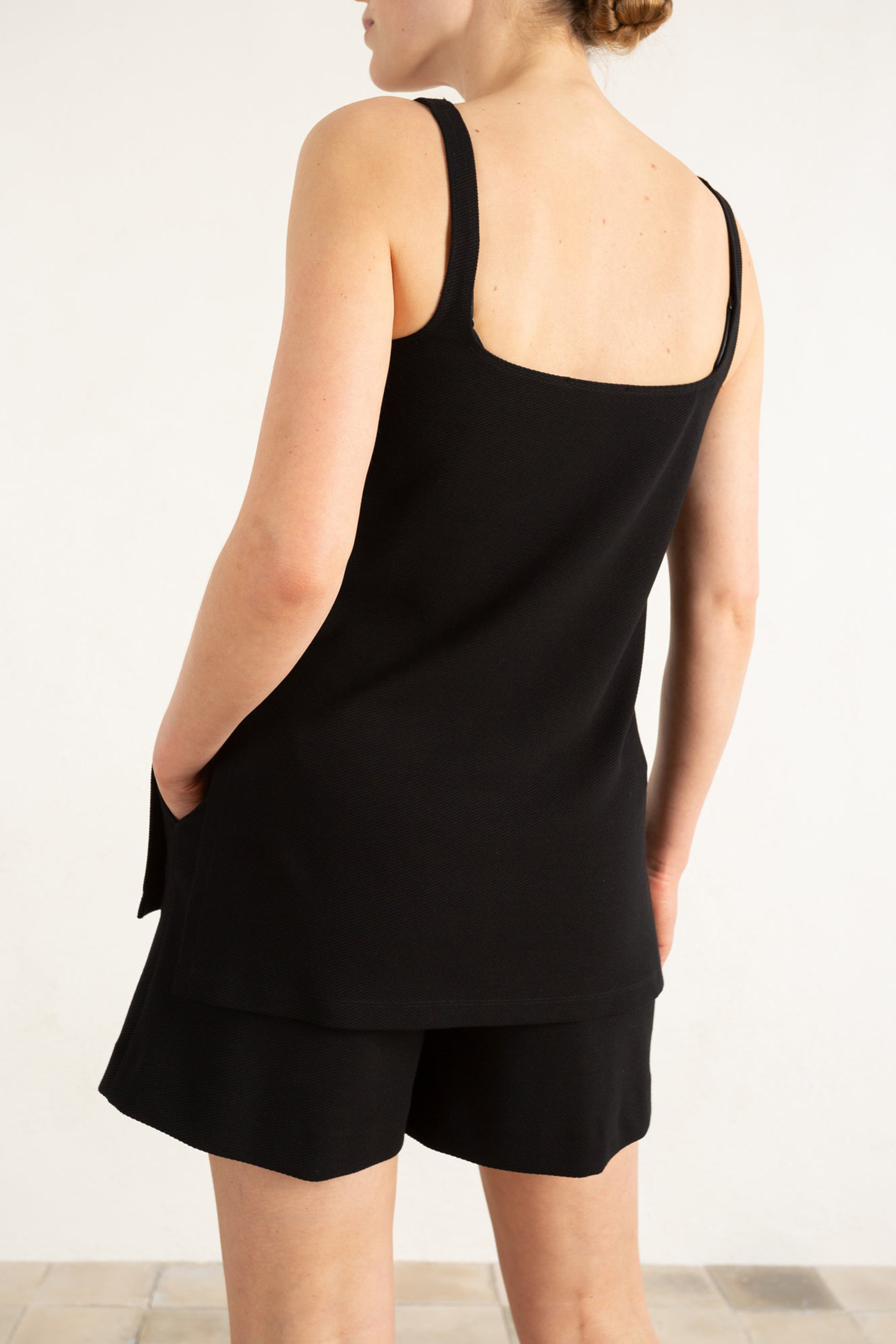 TANK RIB TOP BLACK 2