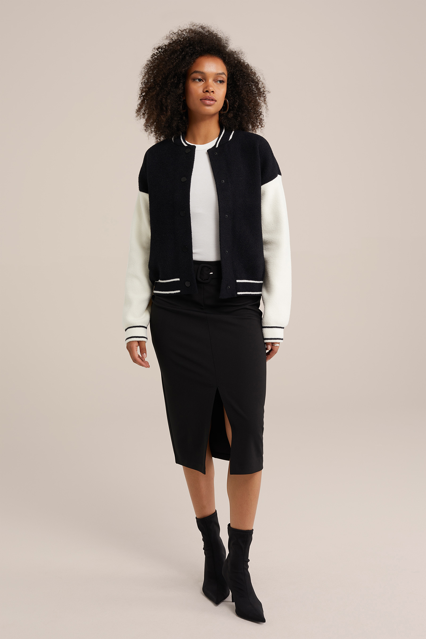 SKIRT MEDIUM LENGTH BLACK 3