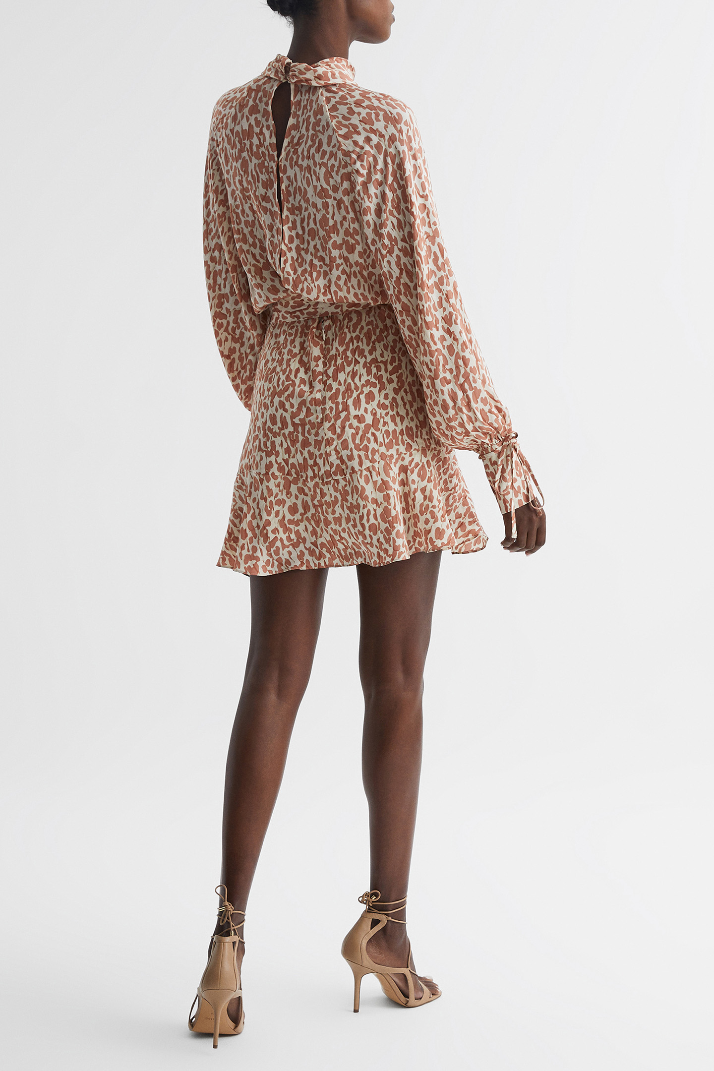 TEYA-ANIMAL PRINT SHORT F NEUTRAL 3