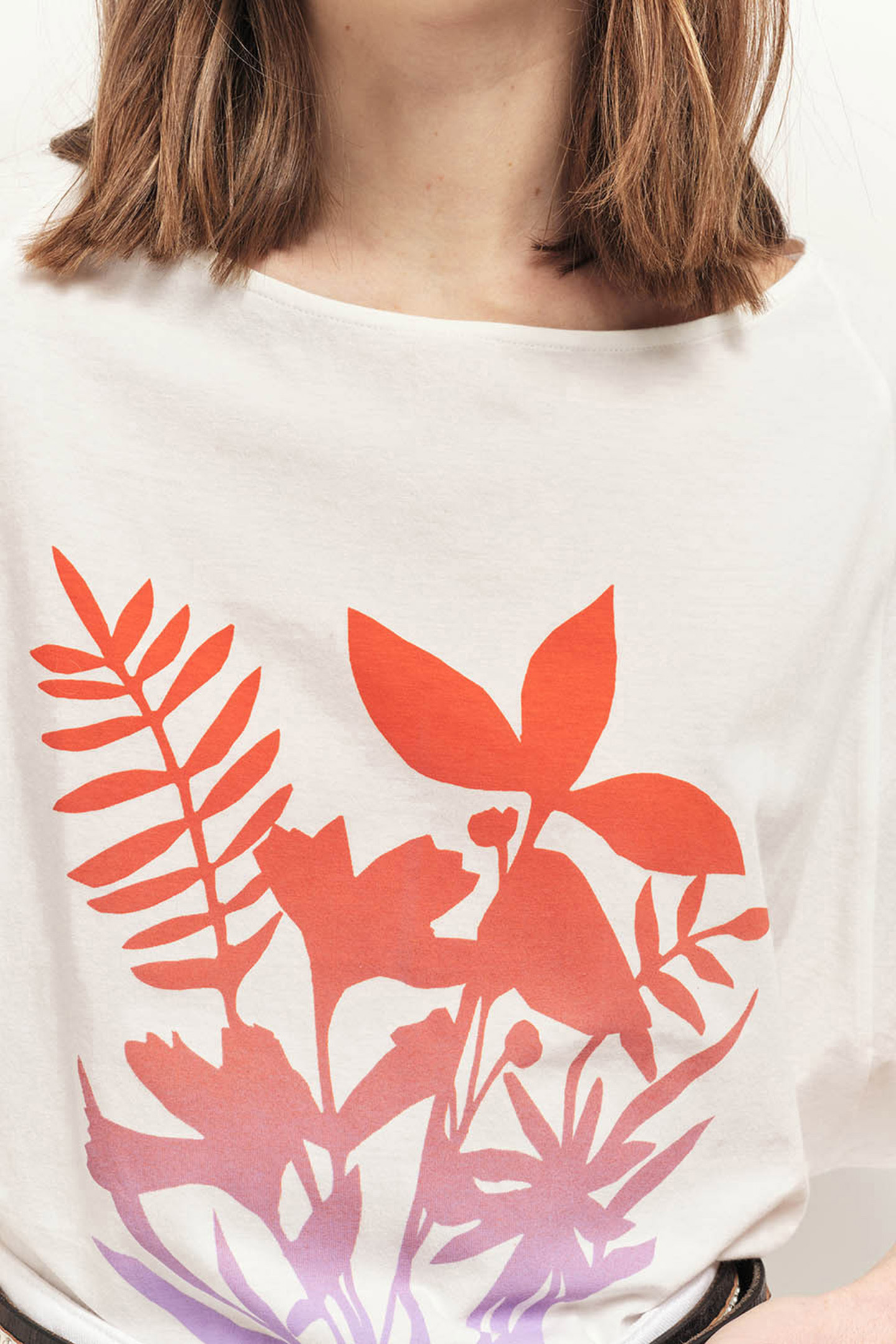 MARCO - ECRU ORGANIC COTTON T-SHIRT WITH DEEP DYE EFFECT FOL 4