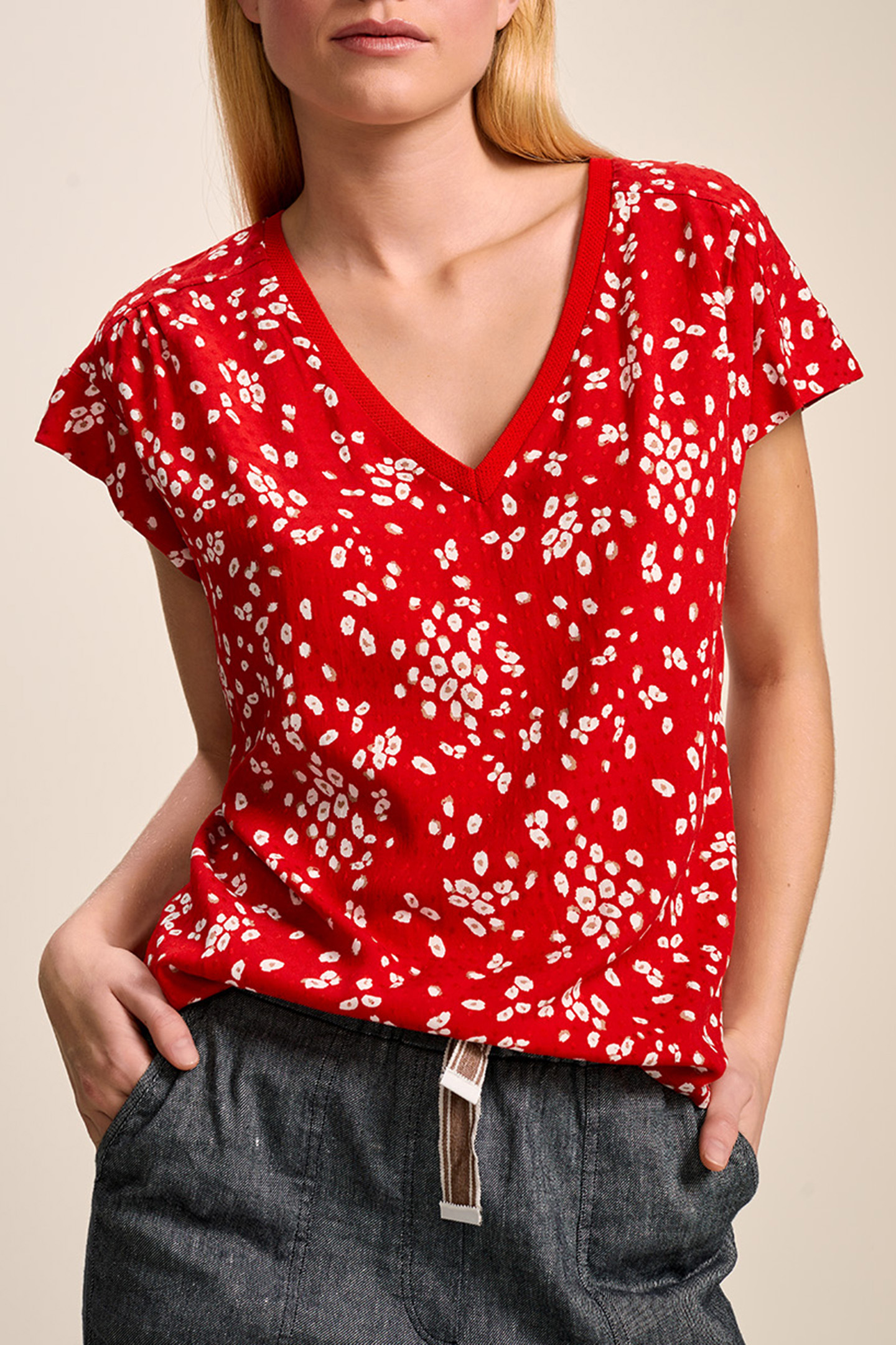 CHAPA _ CHERRY TOP WITH ABSTRACT FLOWER PRINT RED 1