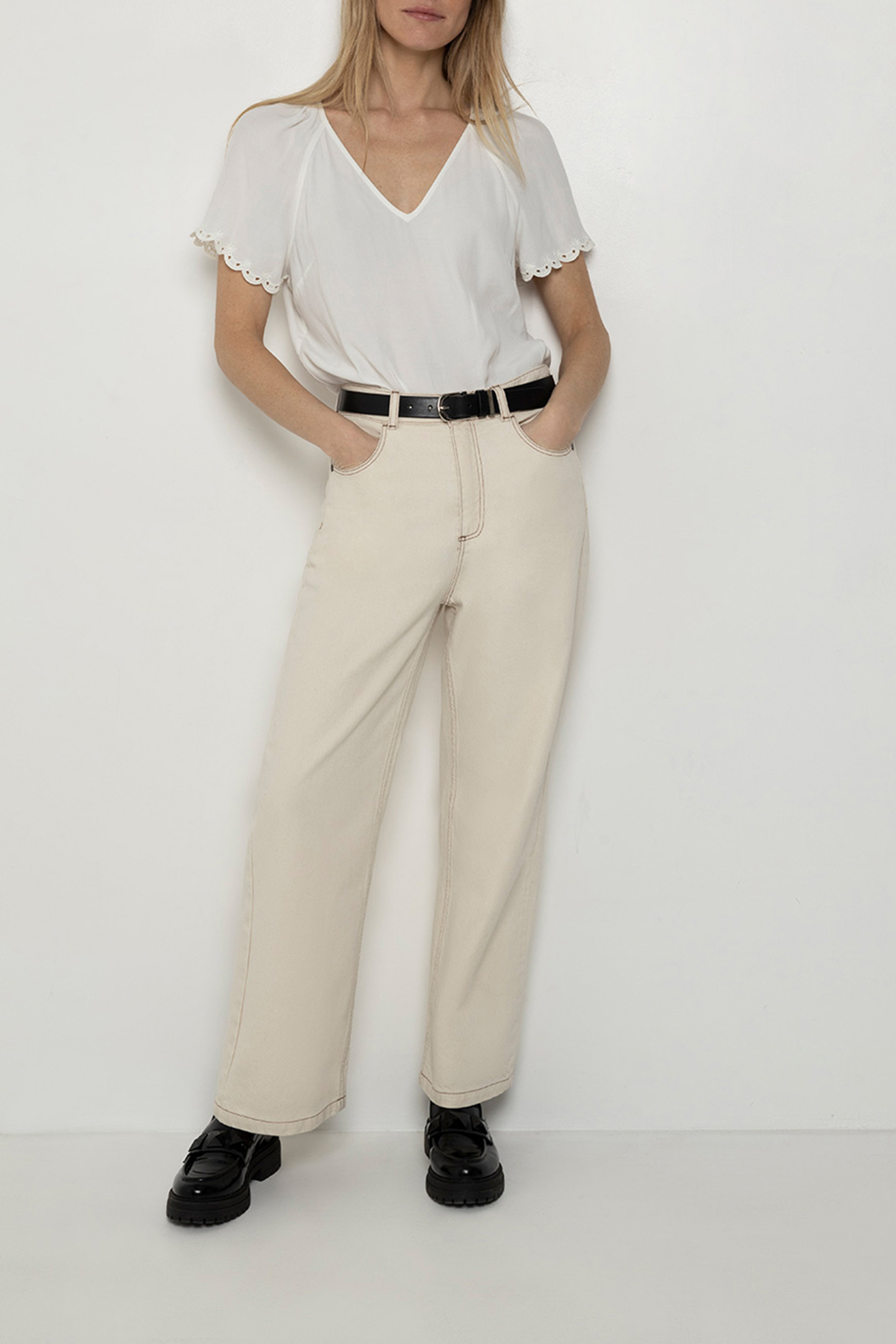 CALM_ ECRU TOP WITH EMBROIDERED SLEEVES OFF-WHITE 3