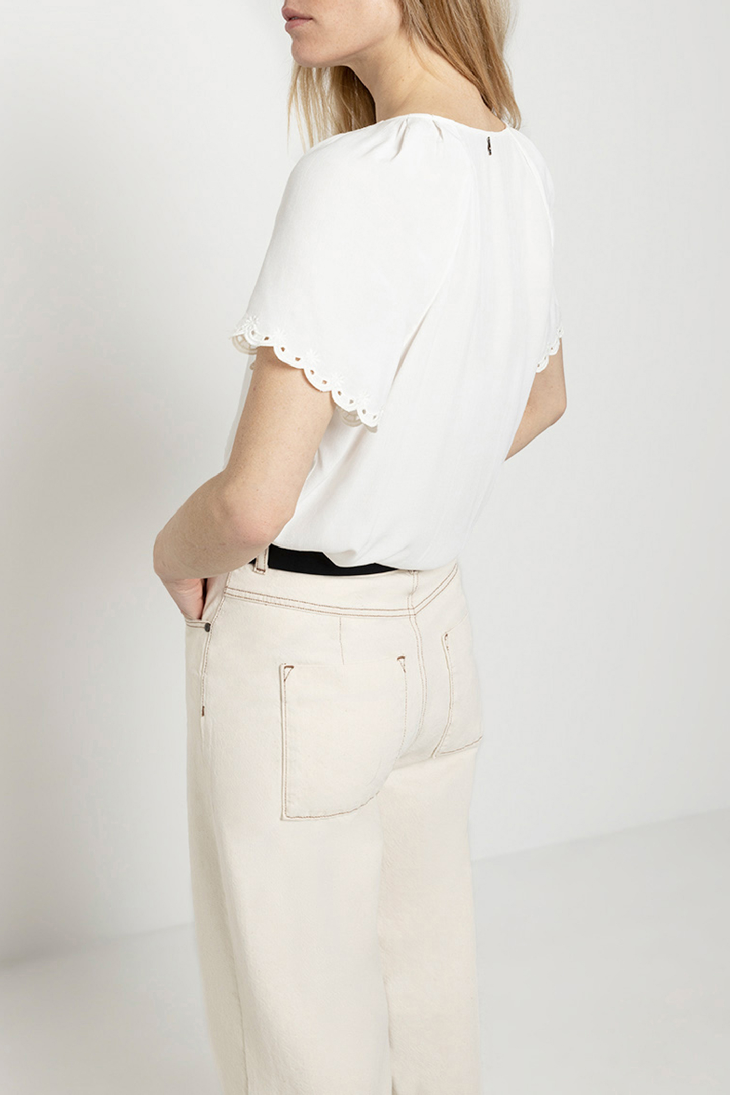 CALM_ ECRU TOP WITH EMBROIDERED SLEEVES OFF-WHITE 2