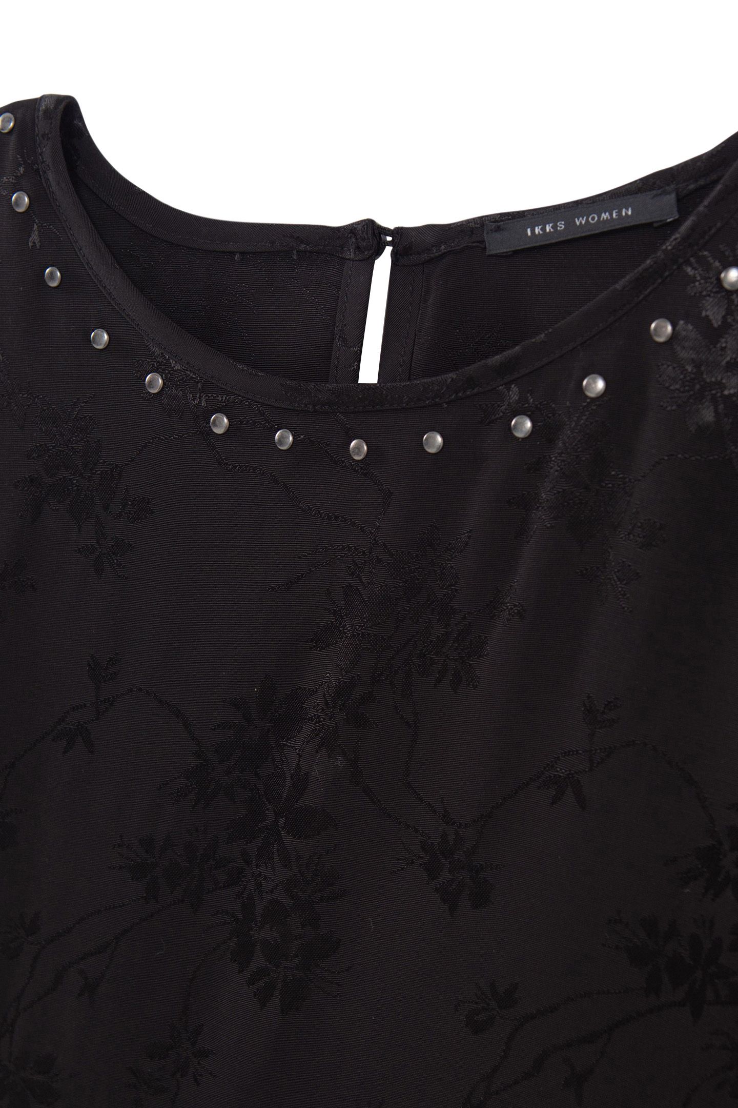 BLACK JACQUARD TOP WITH PLANT IMAGE AND STUDS 7