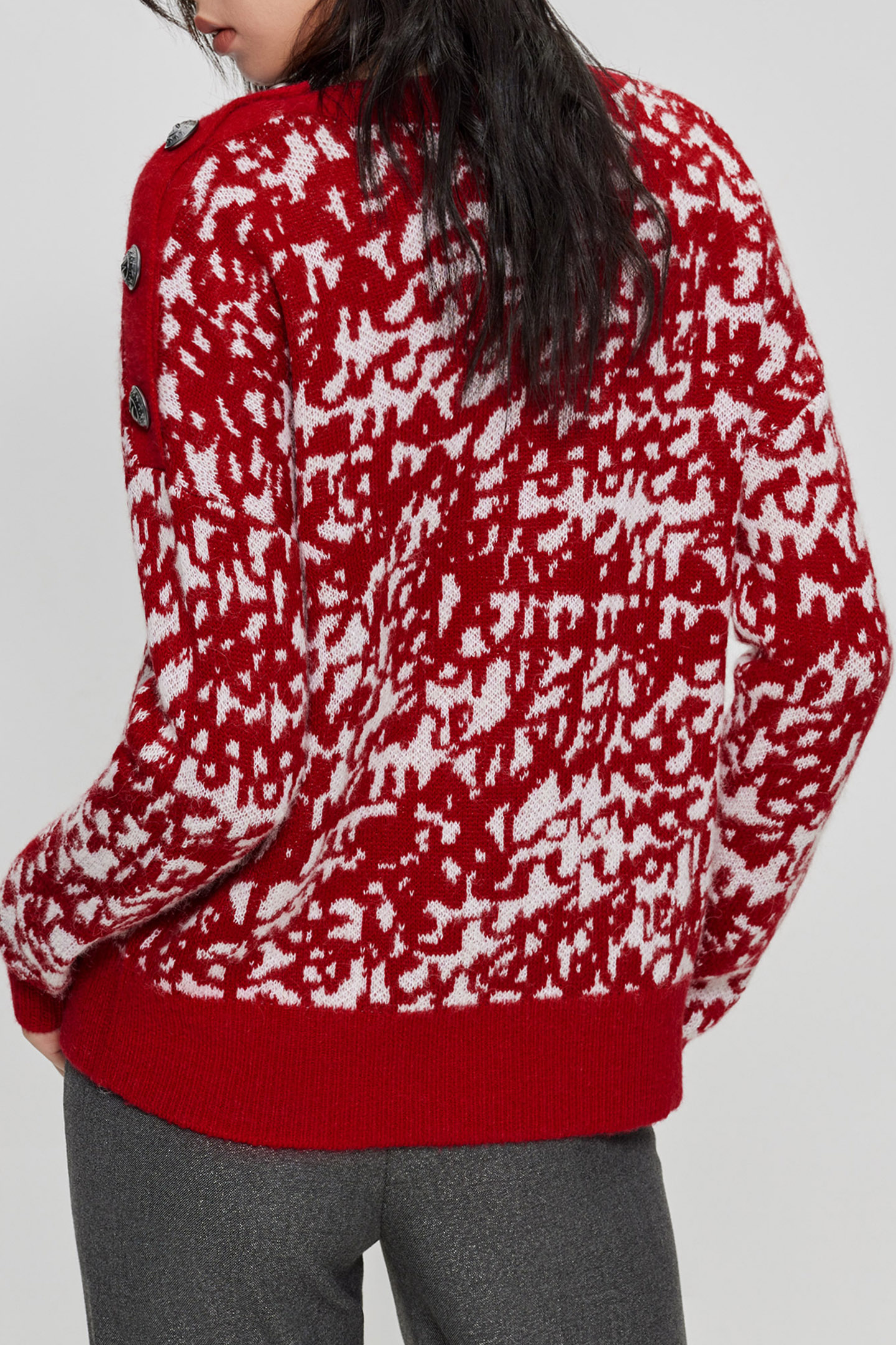 RED JACQUARD KNIT SWEATER WITH TAG MOTIF 2