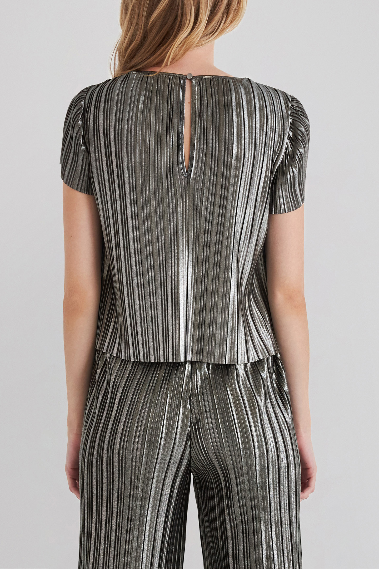 SILVER PLEATED LOOSE TOP 2