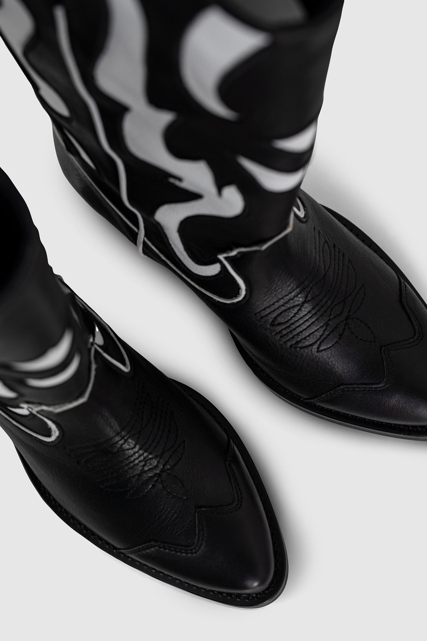BLACK & WHITE LEATHER COWBOY BOOTS, WESTERN SEAMS 5