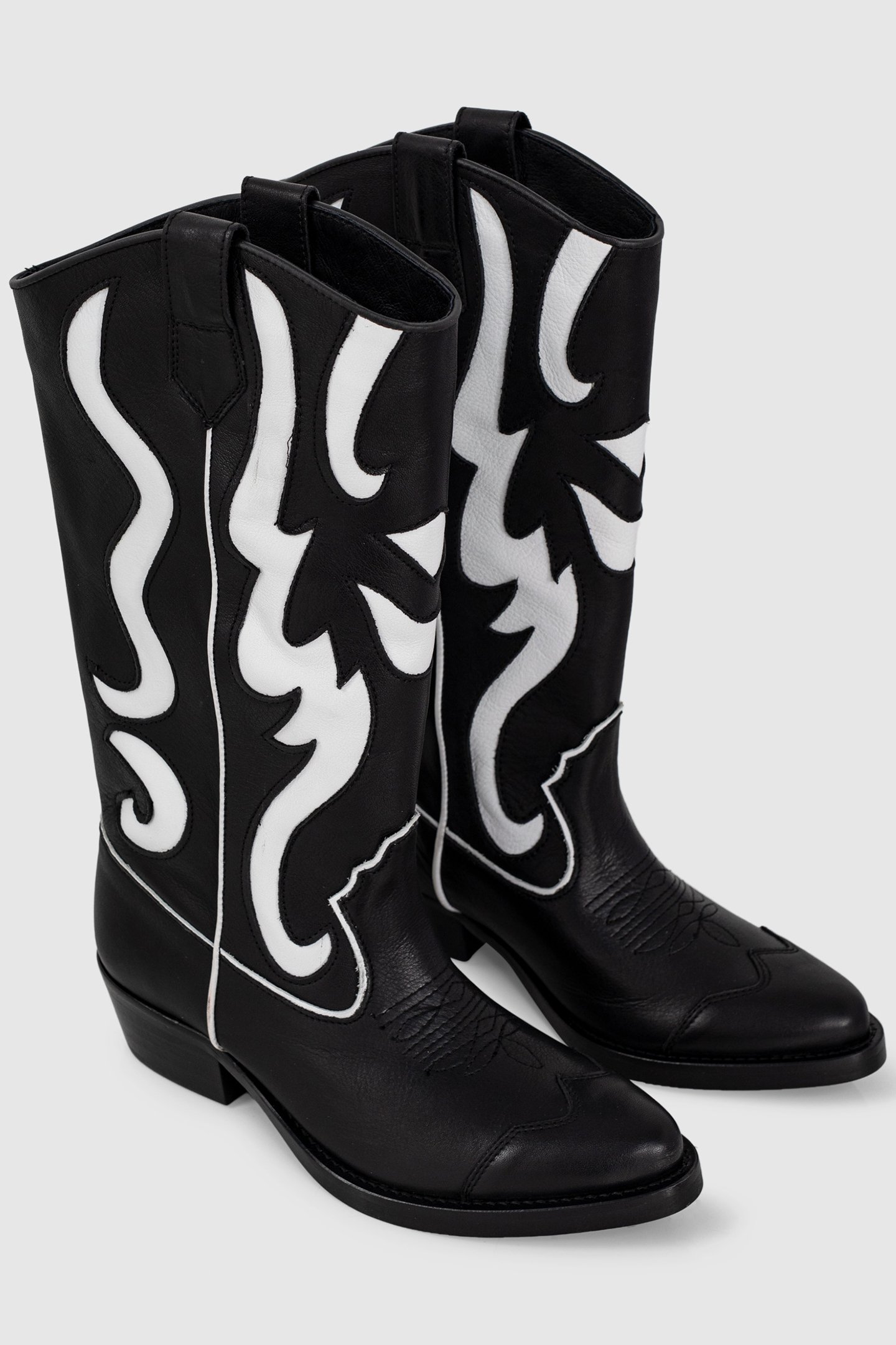 BLACK & WHITE LEATHER COWBOY BOOTS, WESTERN SEAMS 4