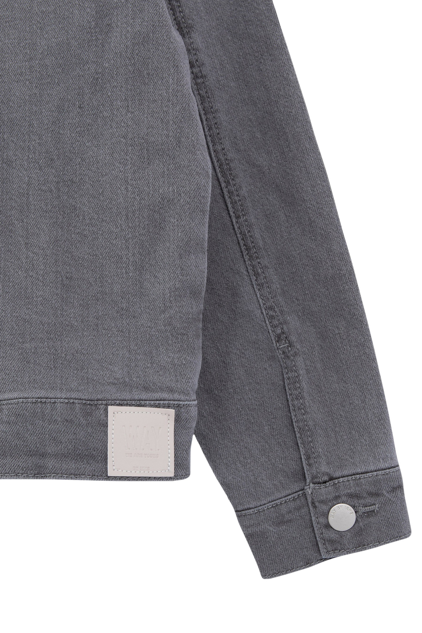 BOYS’ GREY WATERLESS DENIM JACKET WITH DETACHABLE HOOD 6