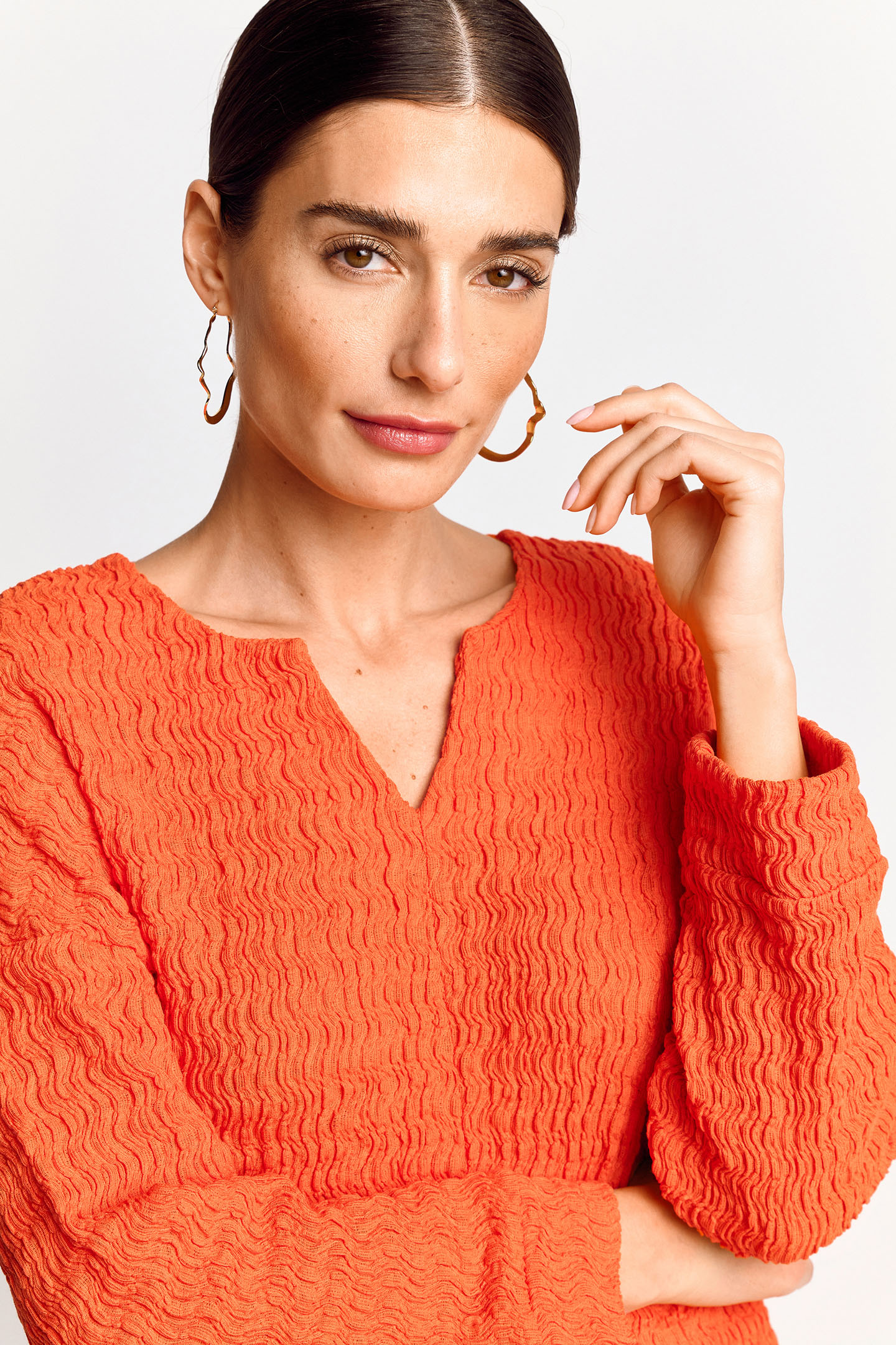 CRINKLED LONGSLEEVE CHERRY TOMATO 5