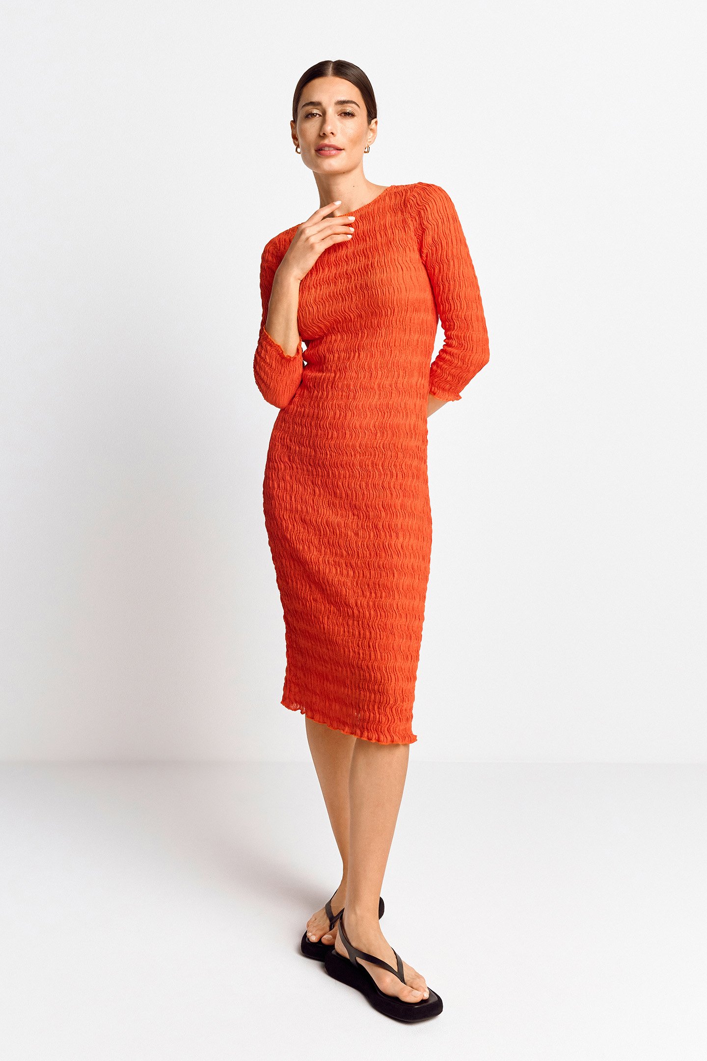 CRINKLED DRESS CHERRY TOMATO 1