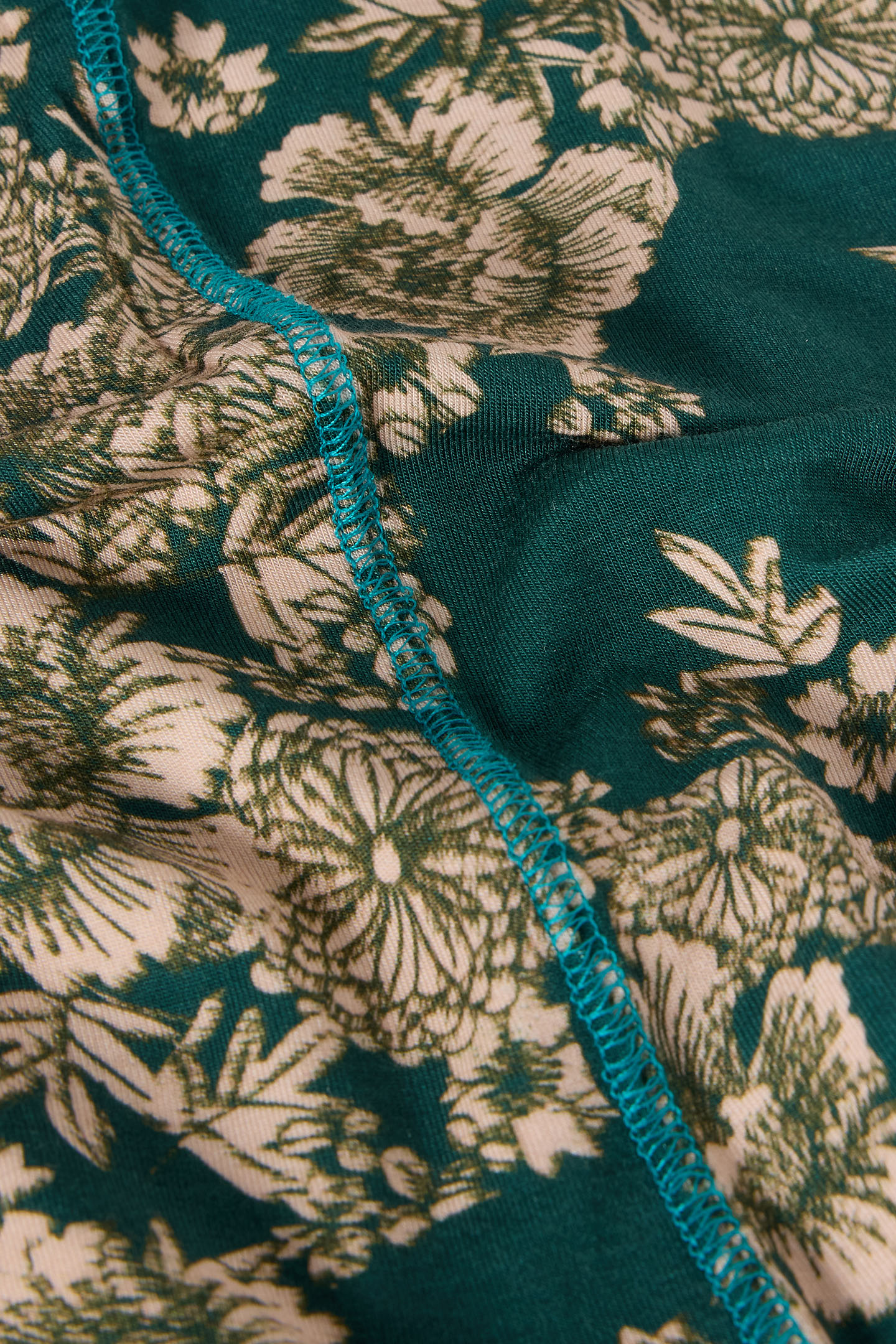 CAMILLE HIGH NECK TEE GREEN PRINT 6