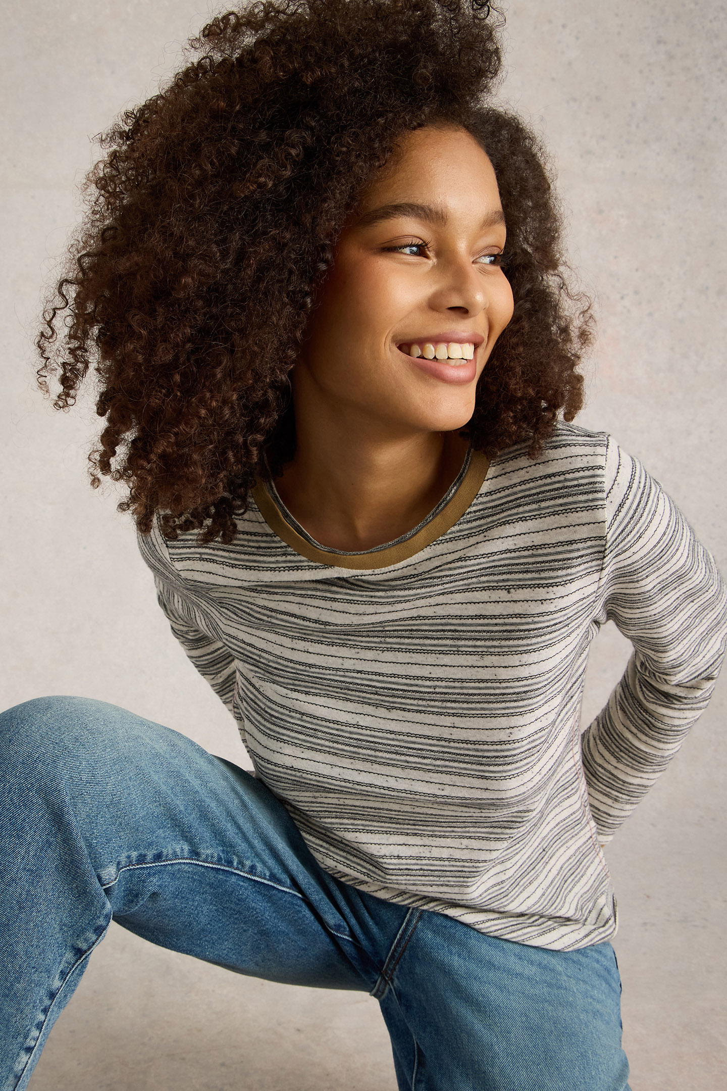 CLARA STITCH LS TEE NATURAL MULTI 4