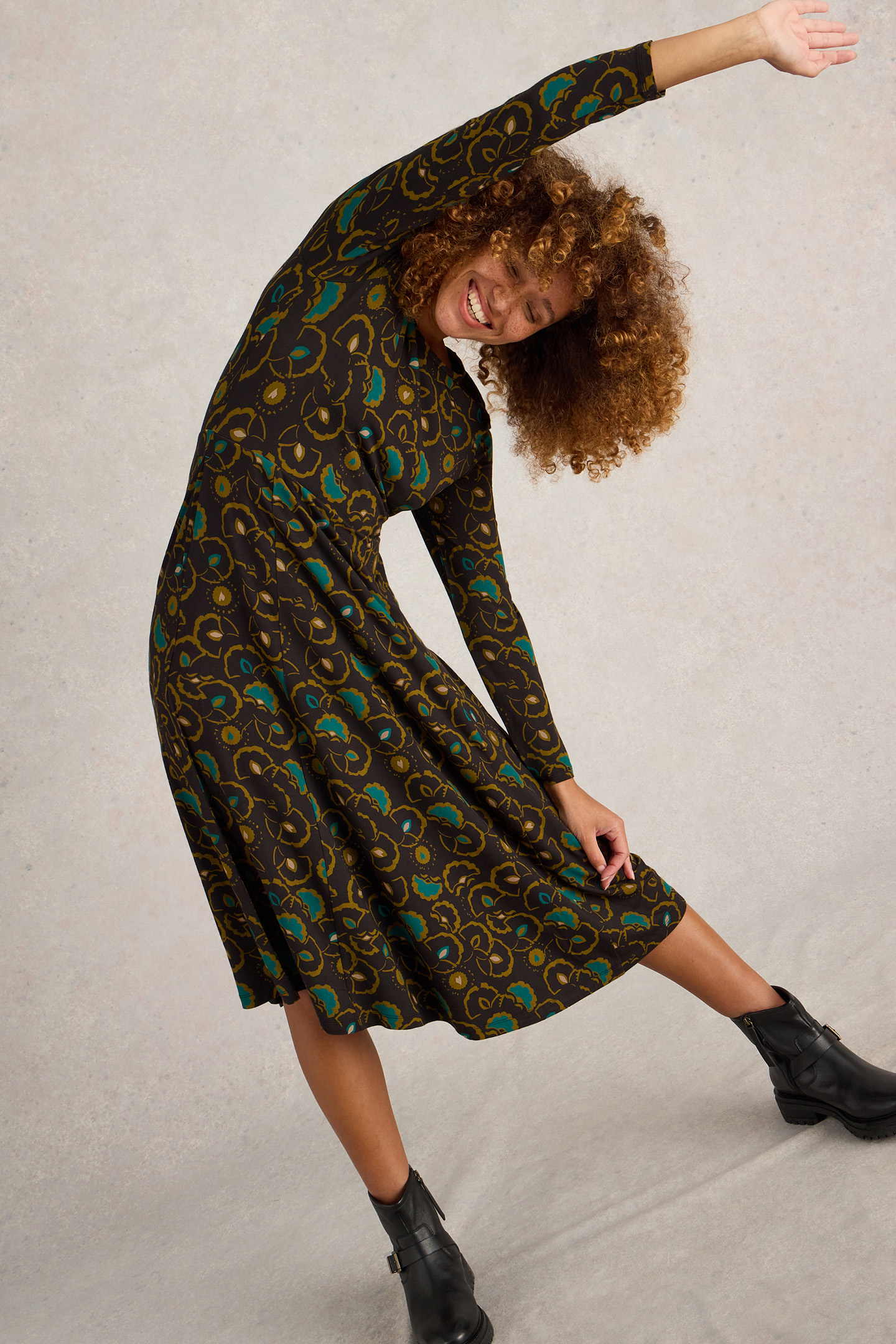 MADELINE JERSEY DRESS BLACK MULTI 4