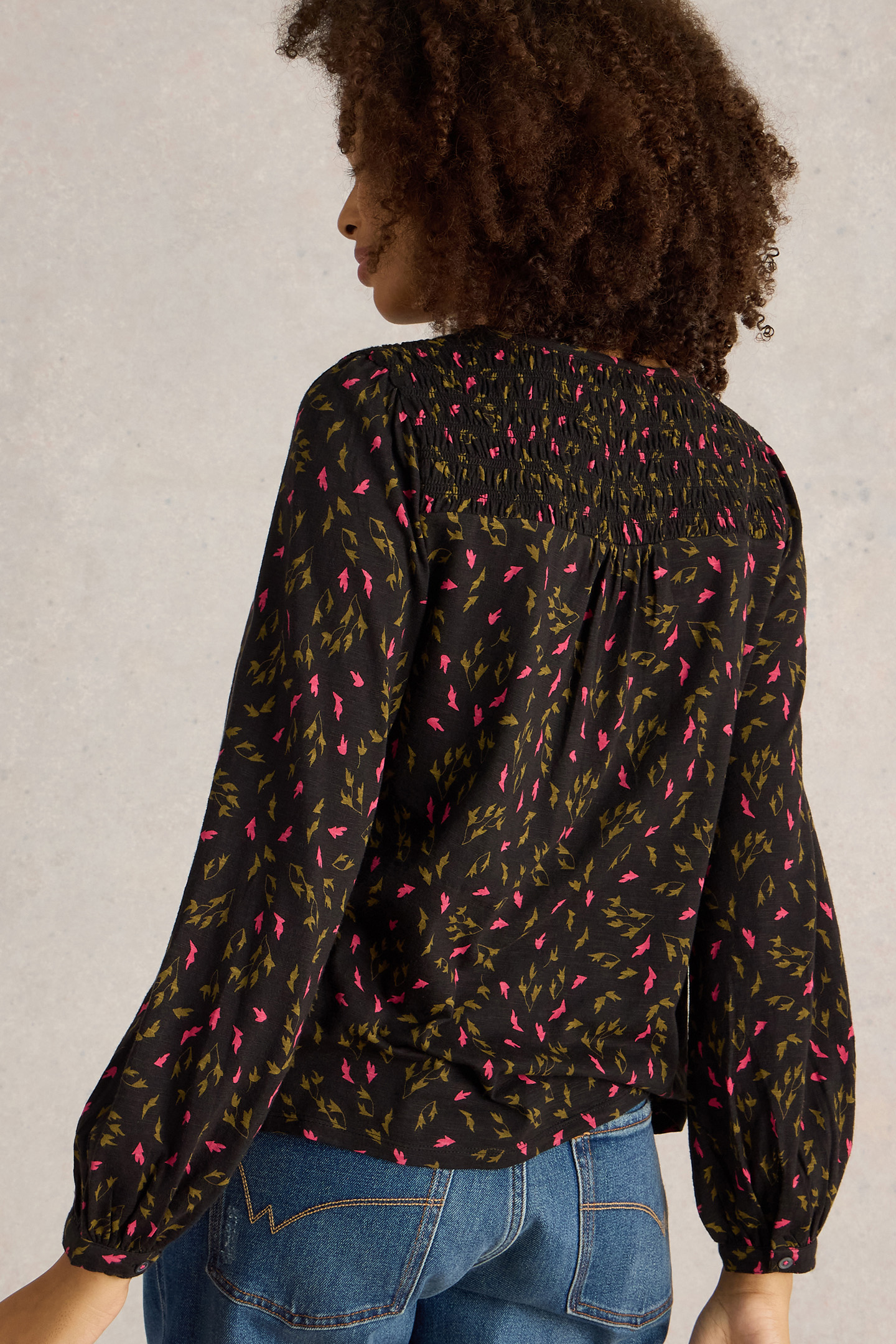 DANIELLA SHIRRED TOP BLACK PRINT 2