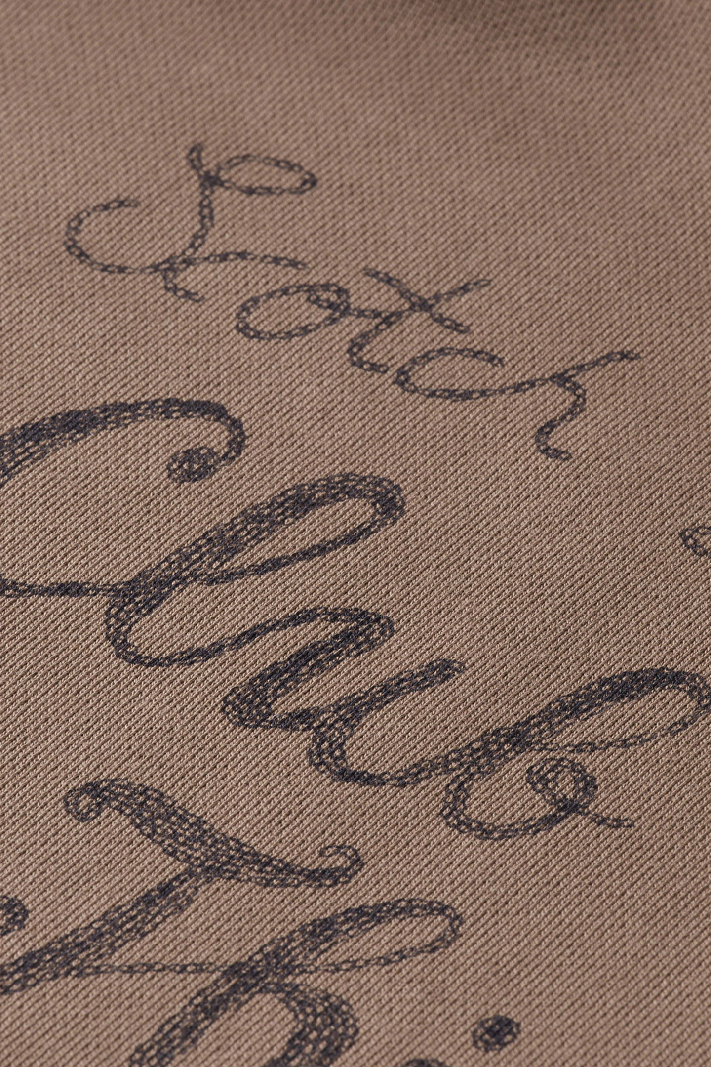 FRONT ARTWORK HOODIE CAPPUCHINO 3