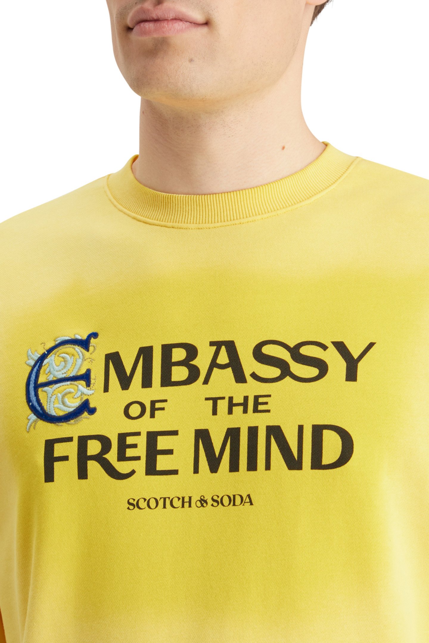 EMBASSY OF THE FREE MIND SWEATSHIRT CANDLELIGHT 7