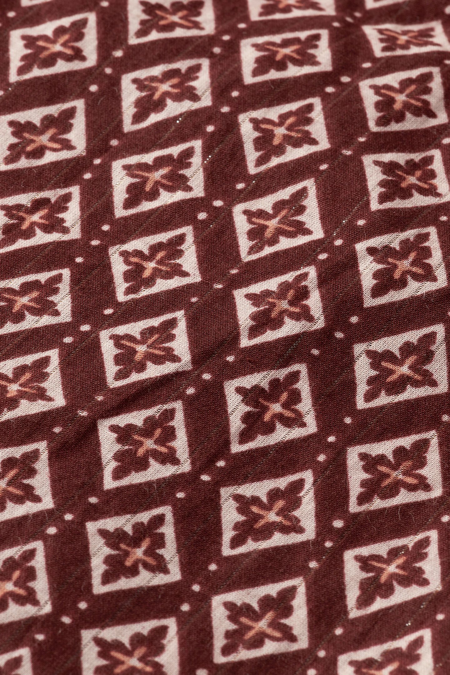 SS SHIRT LUREX PRINT GEO FLOWER BORDEAUX 8