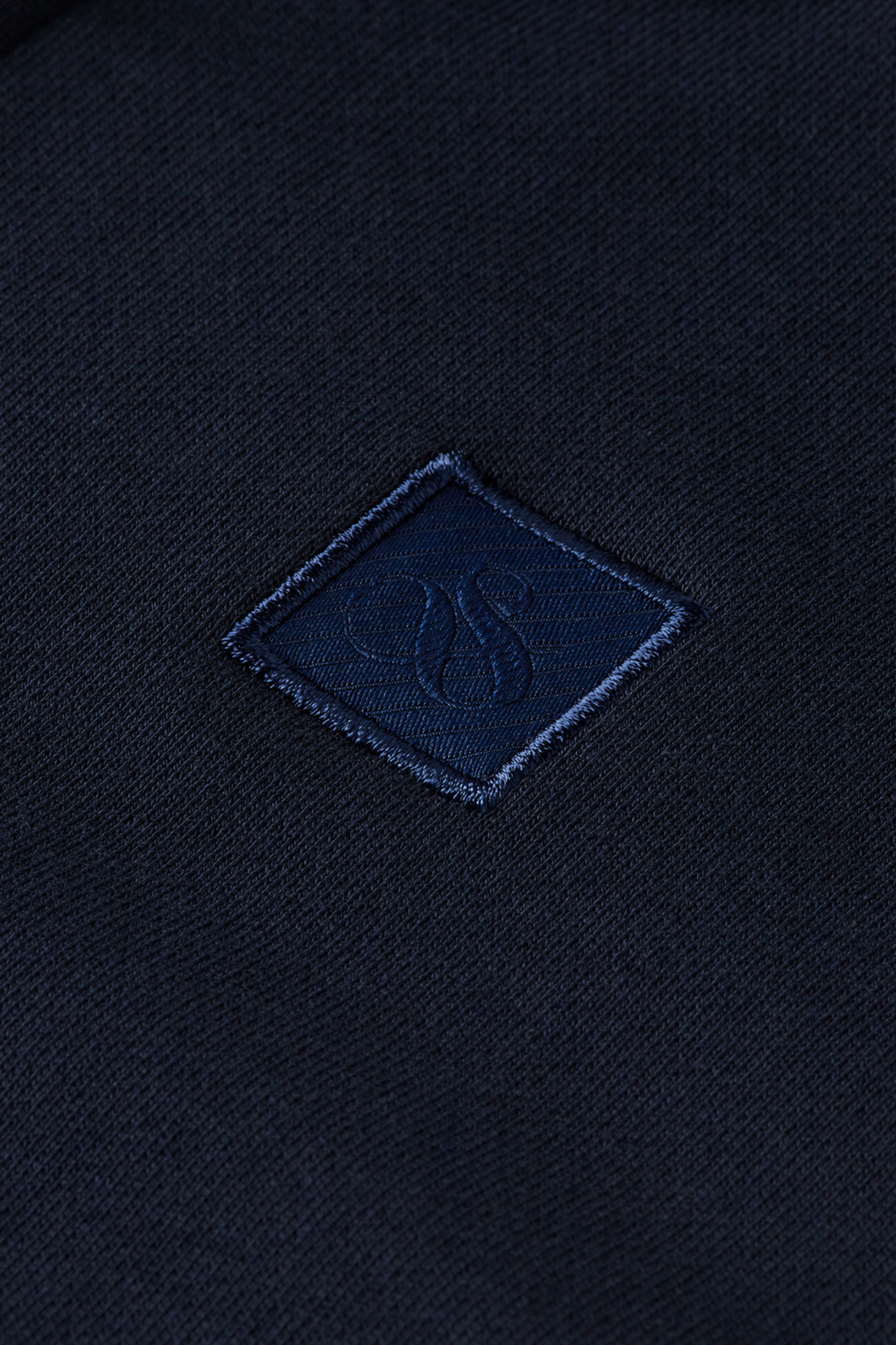 ESSENTIAL LOGO BADGE ZIP-THROUGH HOODIE NIGHT 8
