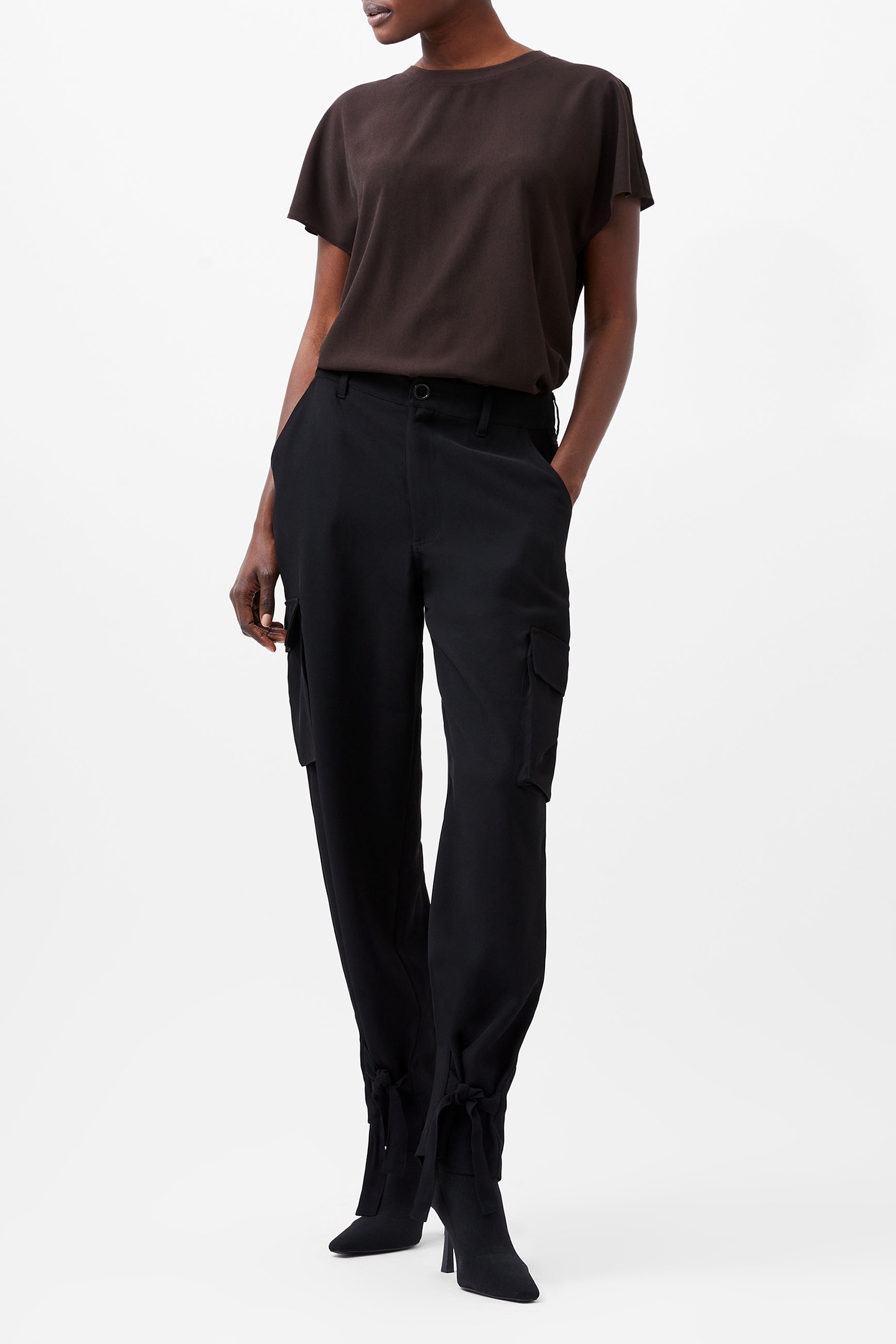 CREPE LIGHT CREW NECK TOP CHOCOLATE GANACHE 2