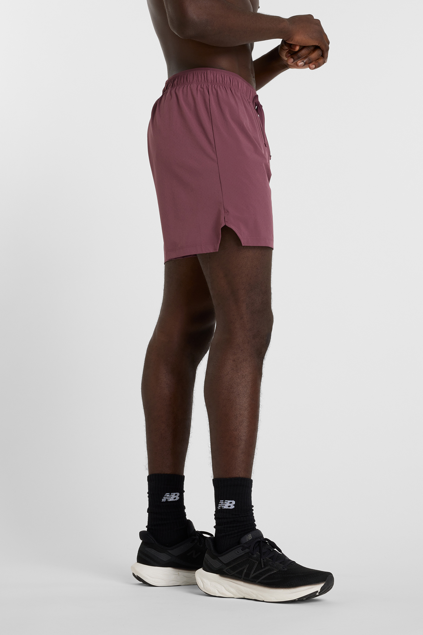 RUNNING SHORTS IN WINE 3