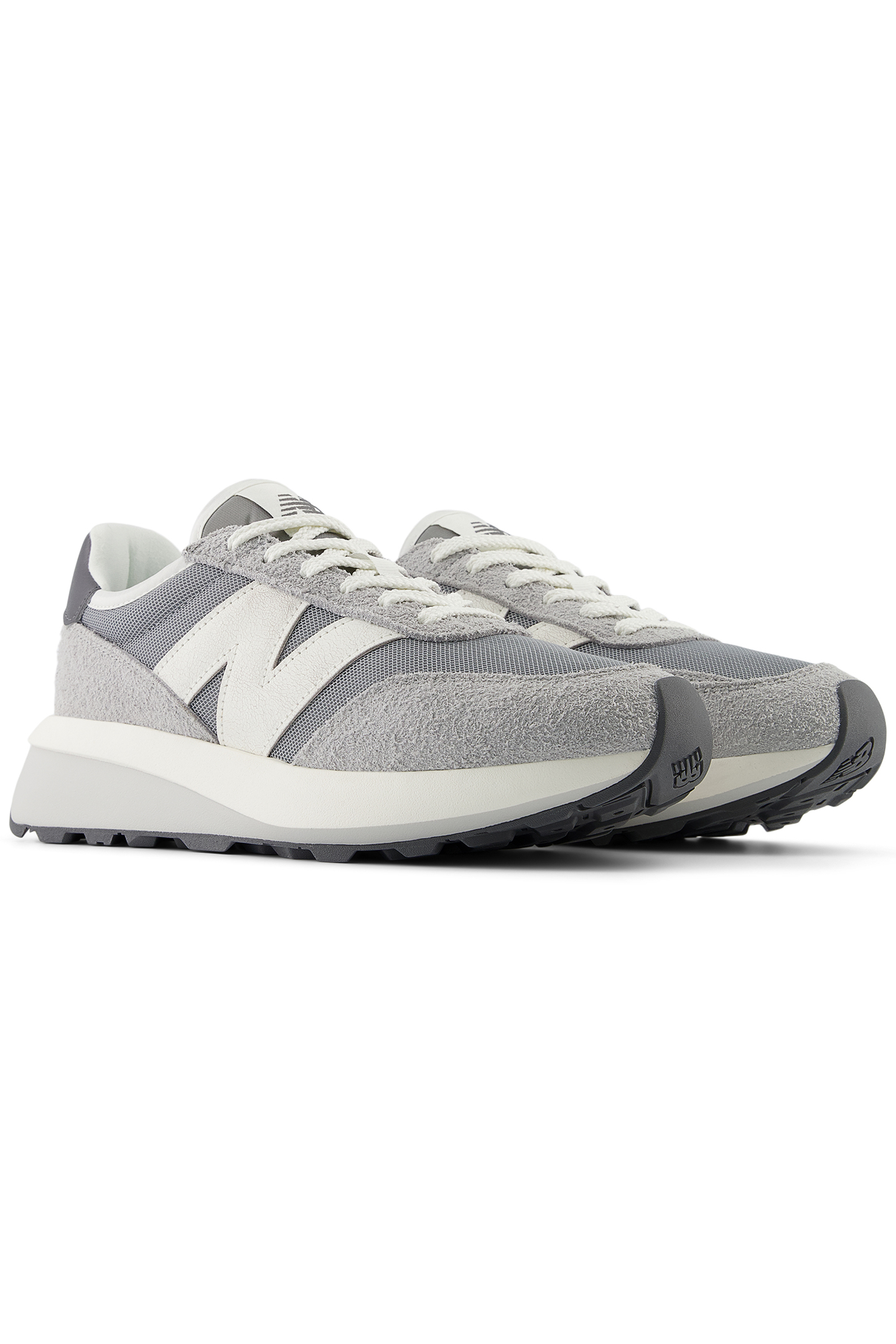 U370AH SNEAKERS IN CONCRETE 2