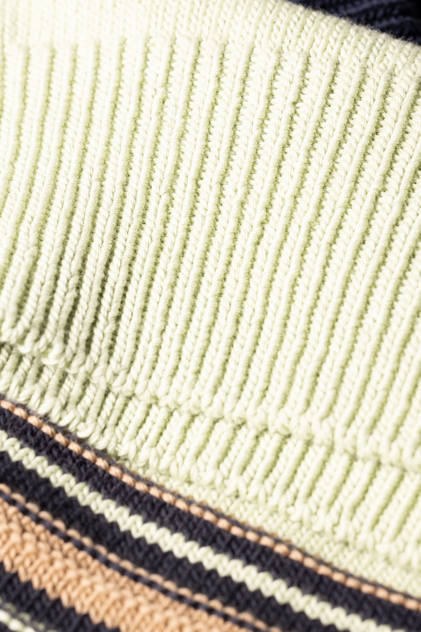 TANK TOP LT GREYISH GREEN 10