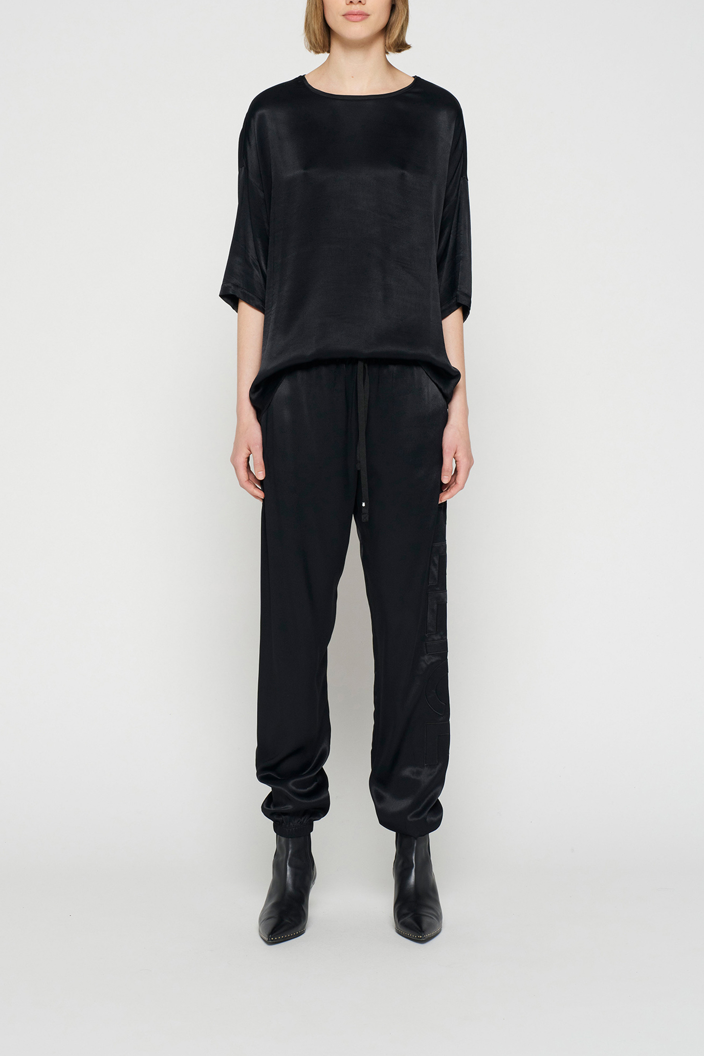 SMOKING JOGGER BLACK 2