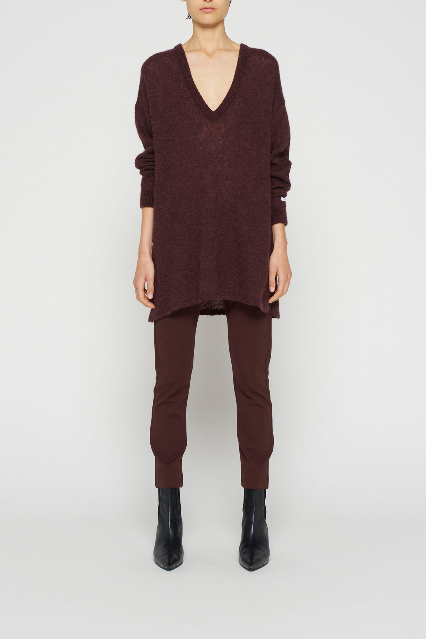 V-NECK THIN KNIT SWEATER AUBERGINE 2