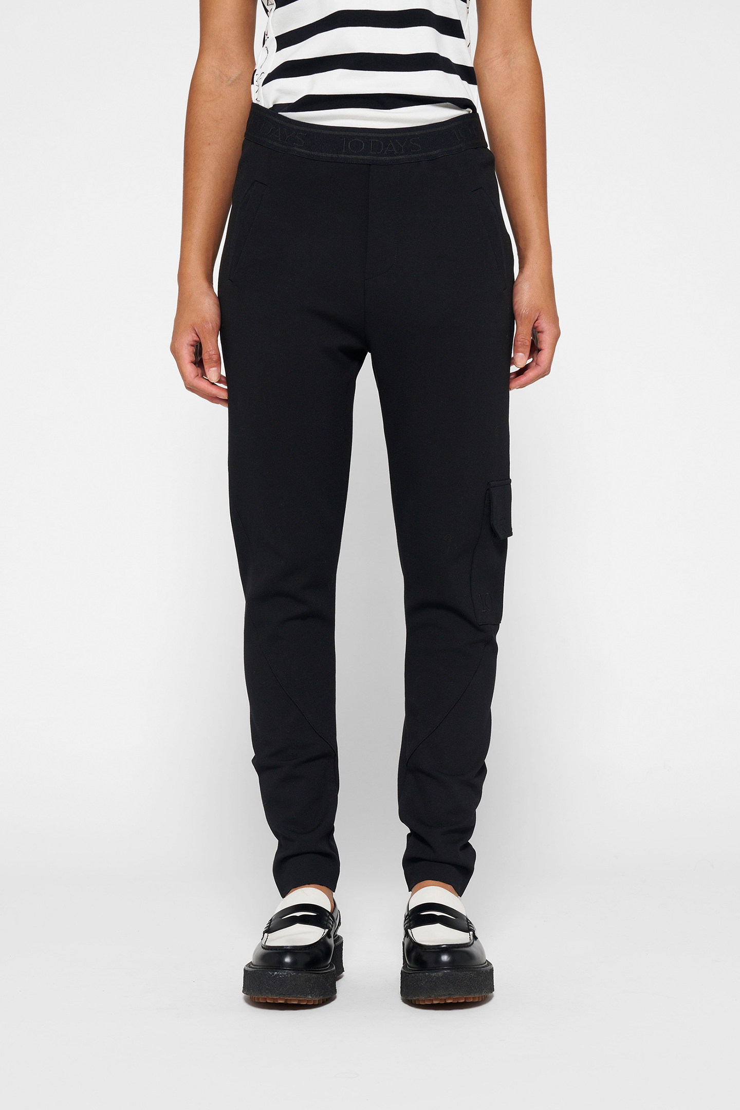 MORE THAN YOGA PANTS BLACK 1