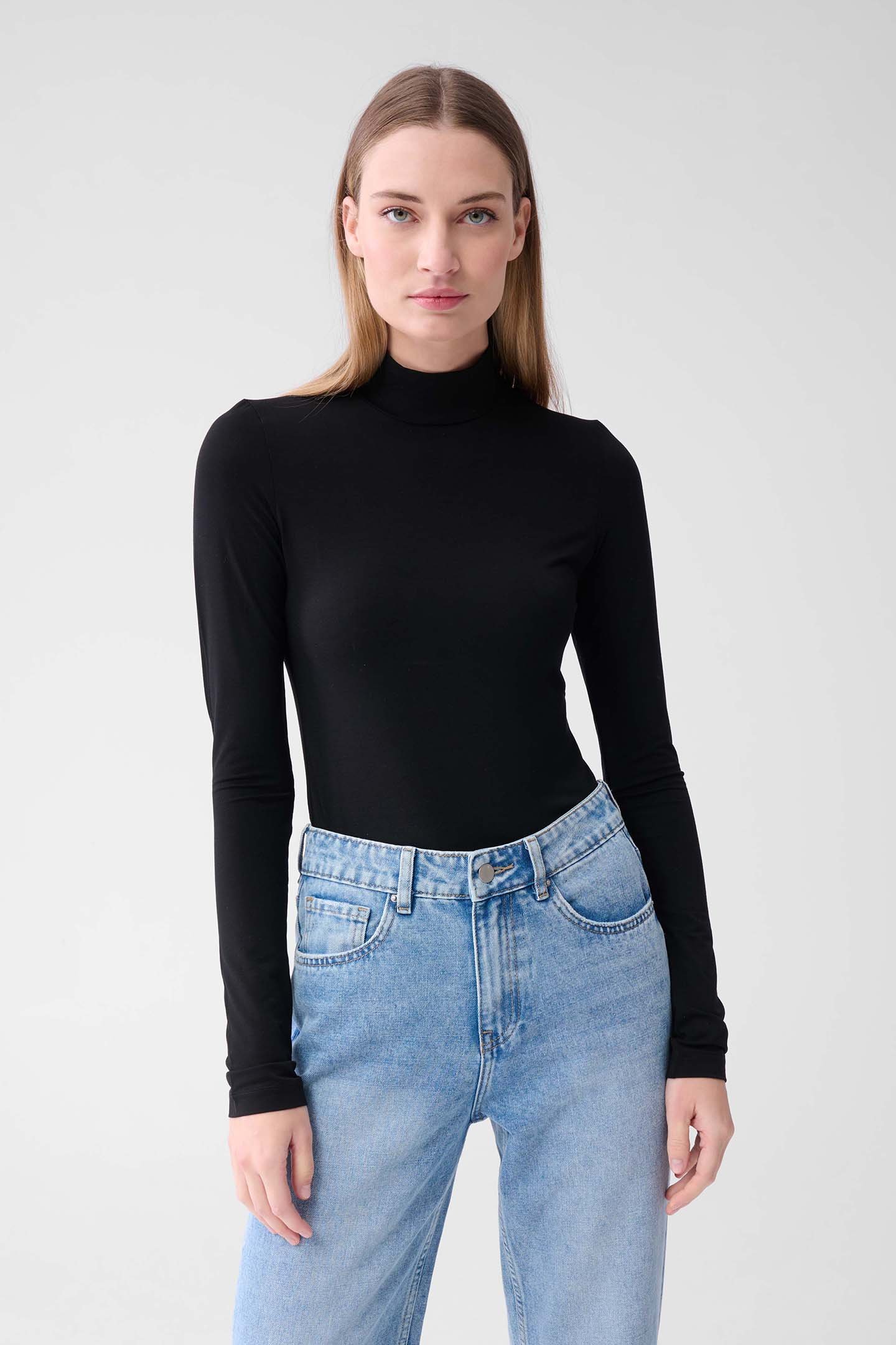 LA-SBBAMBOO TURTLE NECK BLACK by Shoeby