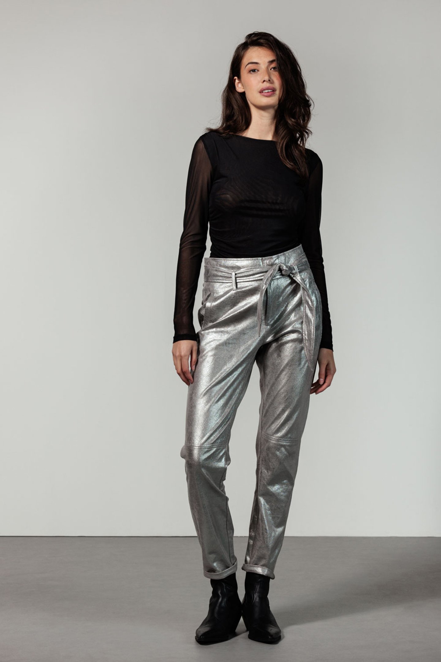 TROUSERS BELTED COATED SILVER by Tramontana