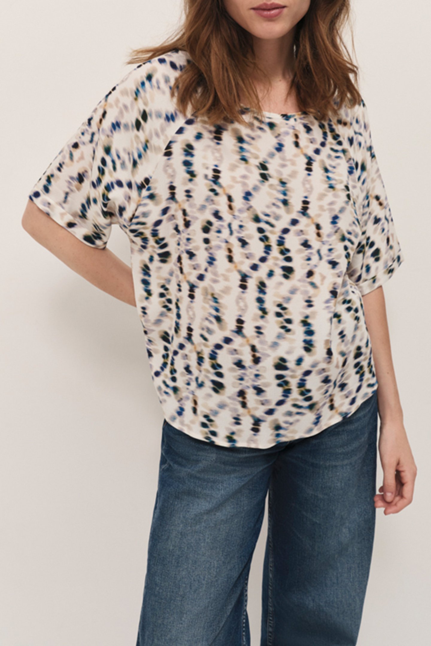 CARVI - ECRU TOP WITH PEARL TREASURE PRINT 1