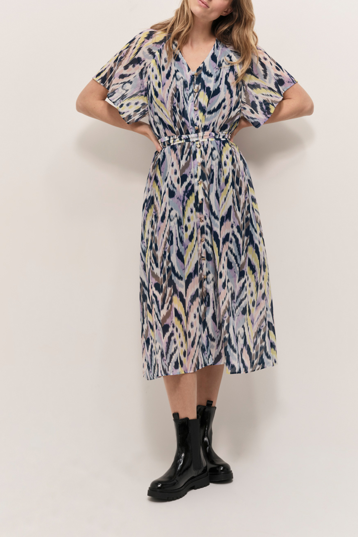 RADKA - OFF WHITE MIDI DRESS WITH LUMINESCENT IKAT PRINT 3