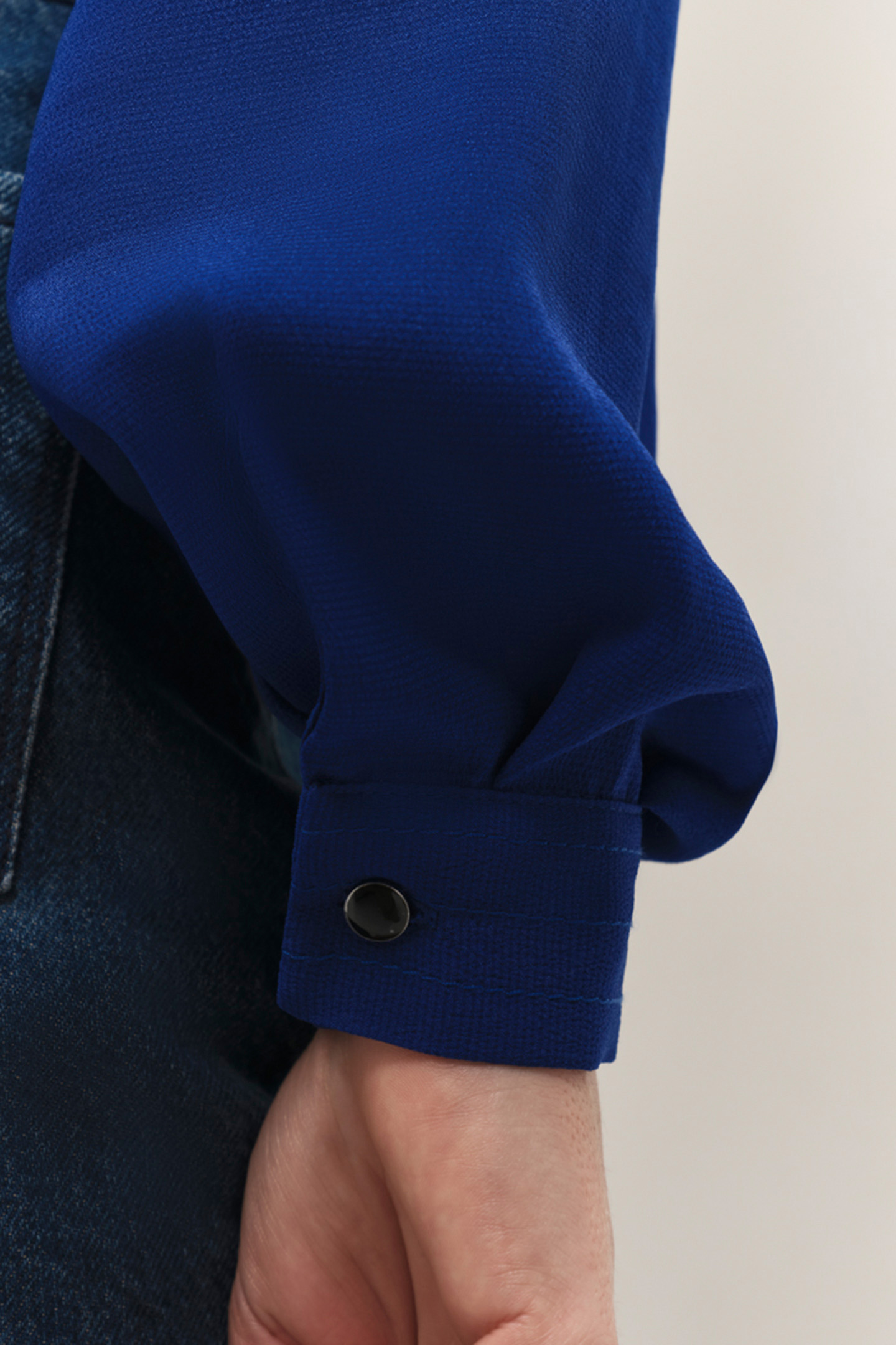 CYRILLE - SAPPHIRE BLUE FLOWING BLOUSE WITH LAVALLIÈRE COLLA 5