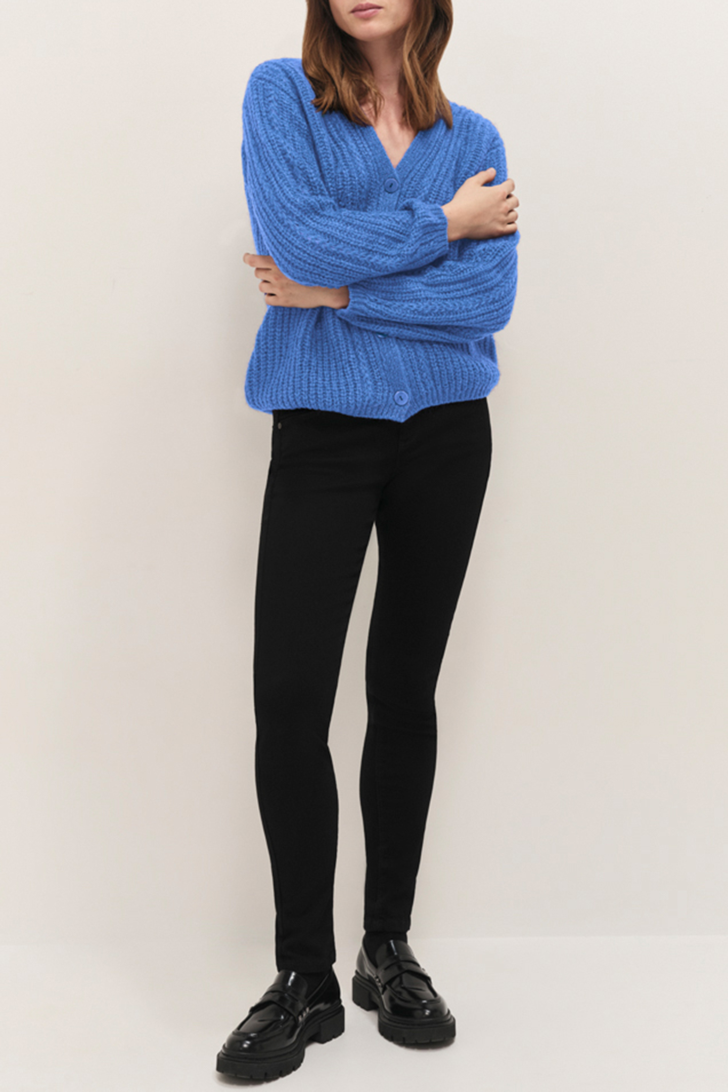 TIM - CELESTE BLUE KNITTED DEEP V-NECK CARDIGAN 4