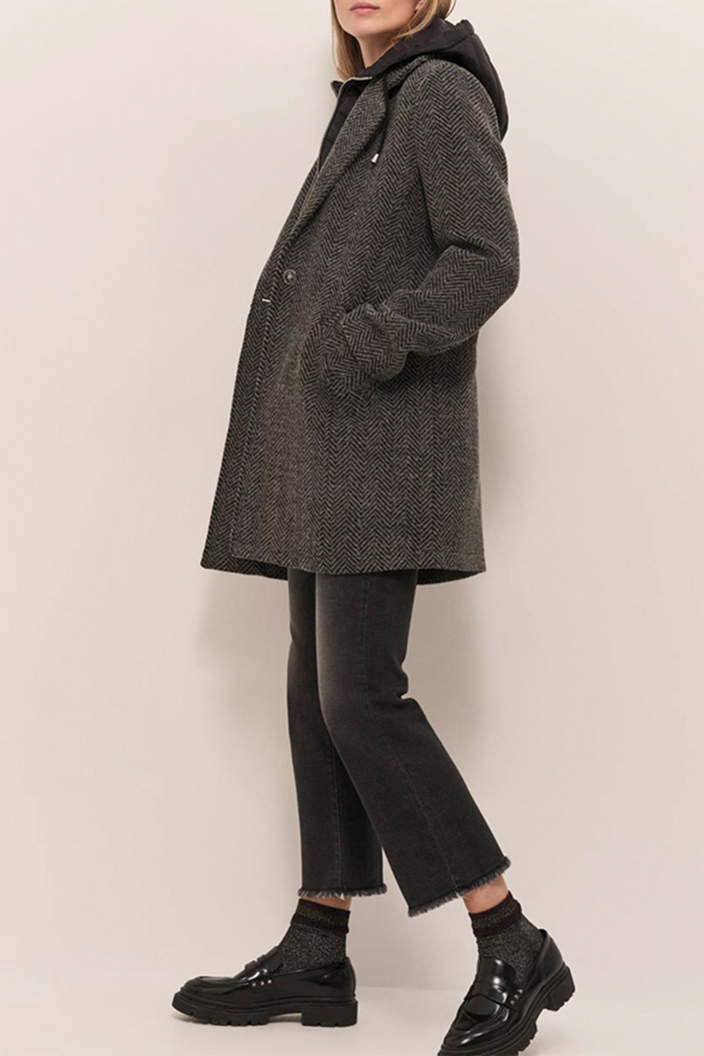DEW - BLACK HERRINGBONE WOOL COAT WITH REMOVABLE TRIMMING 5